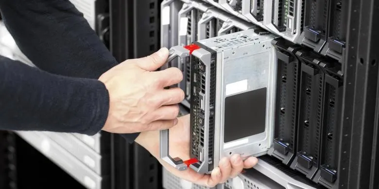 Apa Itu Server ? Definisi , Cara Kerja & Jenisnya