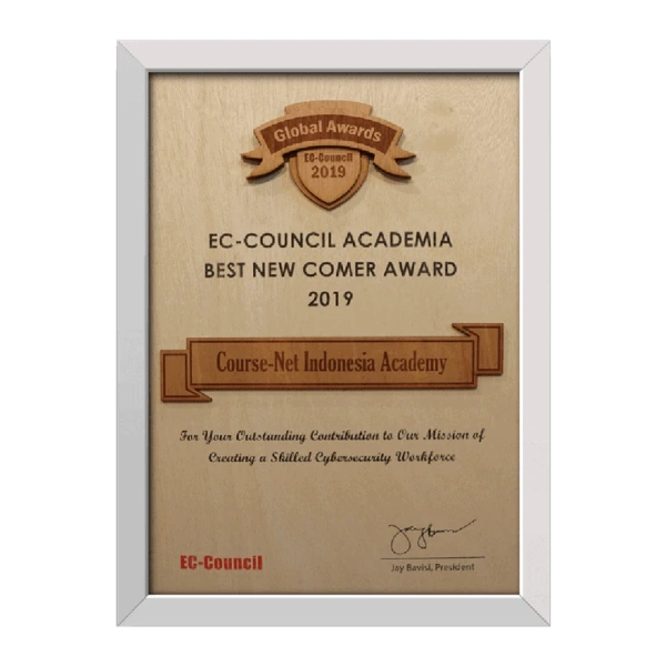 cn img award 2 600x600 1 | Course-Net June 4, 2026
